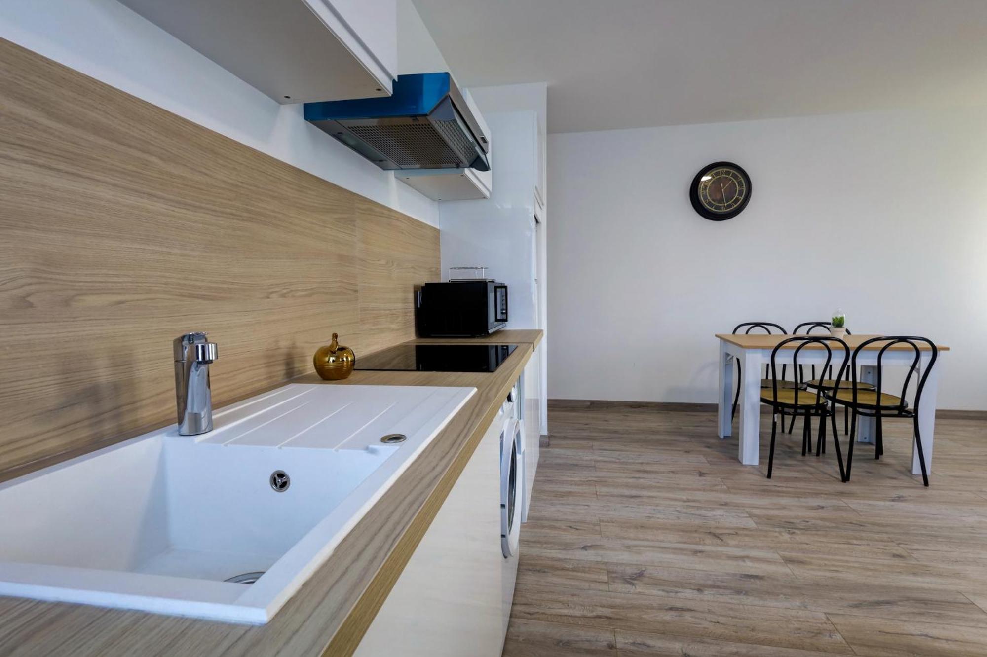Le Westy 1 Apartment Hieres-Sur-Amby Ngoại thất bức ảnh