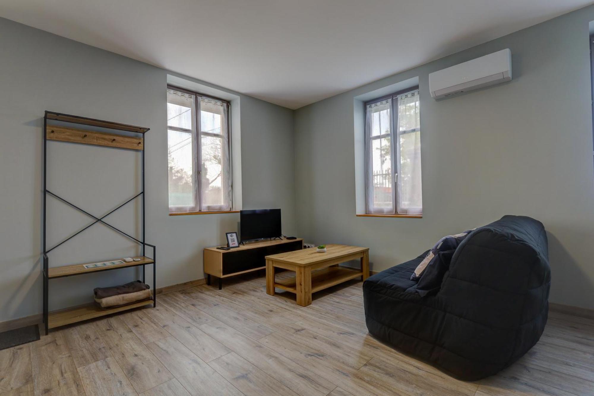 Le Westy 1 Apartment Hieres-Sur-Amby Ngoại thất bức ảnh
